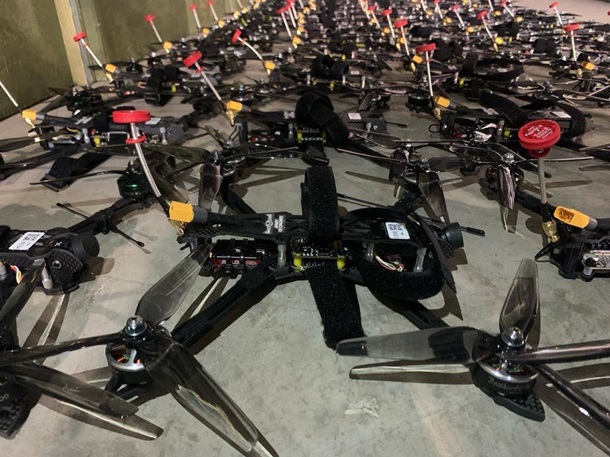 На фронт відправили 1500 українських FPV-дронів Shrike (фото)
