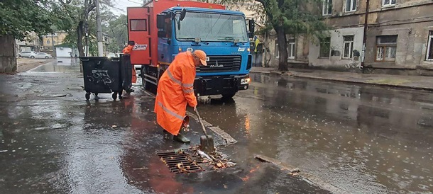 Потоп в Одессе: выпала полумесячная норма осадков