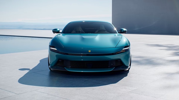 Ferrari представила купе Amalfi