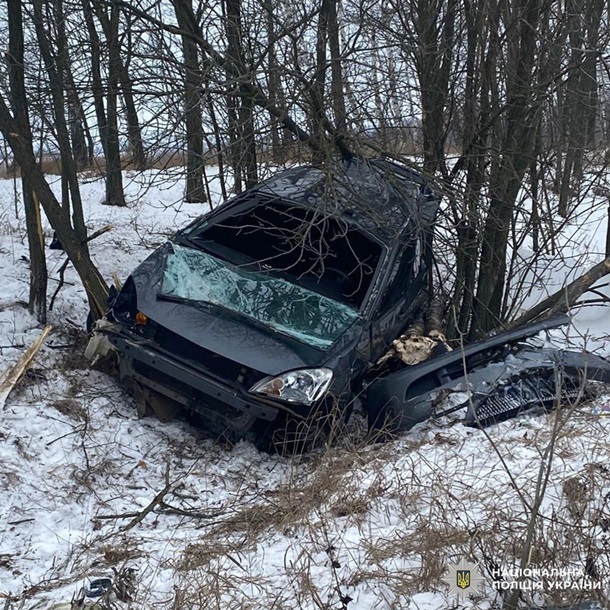 В Харьковской области в ДТП погиб младенец, пострадали женщина и ребёнок