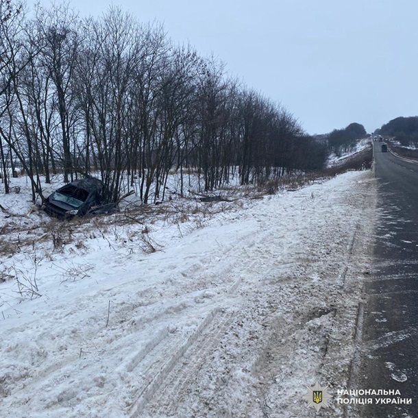 В Харьковской области в ДТП погиб младенец, пострадали женщина и ребёнок