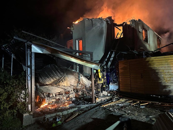В Одессе после ночной атаки повреждена 19‑этажка, пострадали шесть человек