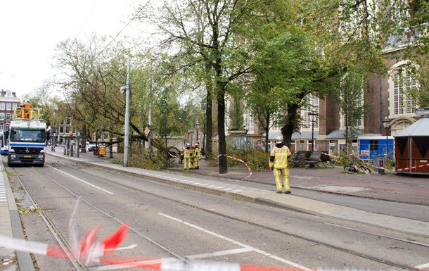 В Германии жертвами шторма стали восемь человек