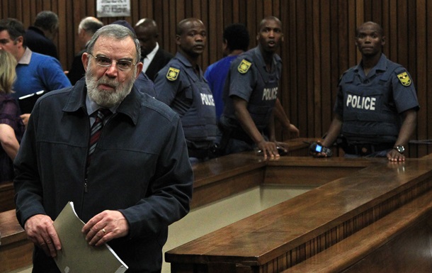 У ПАР лідера расистської Армії бурів засуджено до 35 років в язниці за спробу перевороту