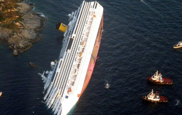 Суд у справі аварії Costa Concordia: Раніше лайнер проходив ближче від дозволеної відстані біля острова Джильйо