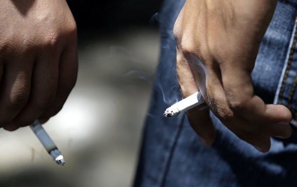 Власти Нью-Йорка запретили продажу сигарет лицам младше 21 года