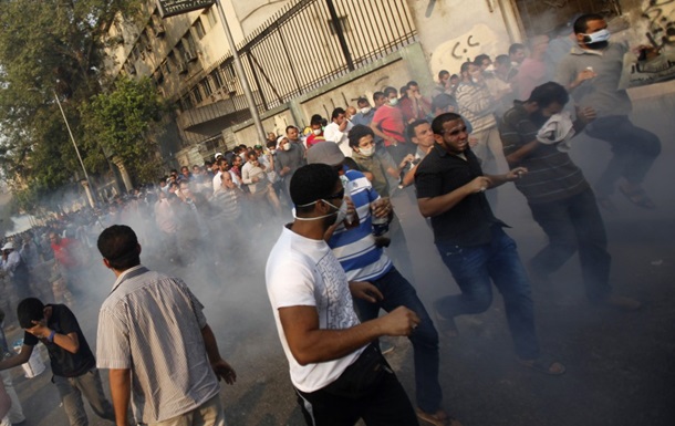 Египет: полиция устроила облаву на исламистов в каирском университете