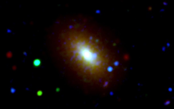 Американские астрономы нашли у галактик аналог древесных колец