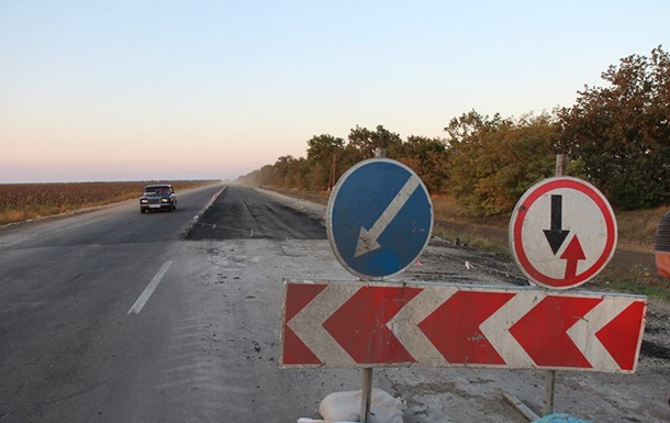 Водителей предупреждают об ограничениях движения на Одесской трассе