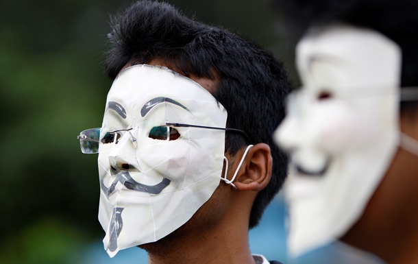 Скандал з прослуховуванням: Anonymous зламали понад 200 австралійських сайтів