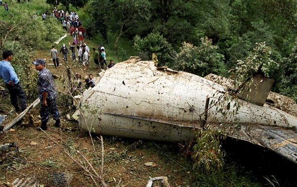 Сім ї загиблих в Екваторіальній Гвінеї українських льотчиків отримали компенсації у розмірі 200 тисяч євро