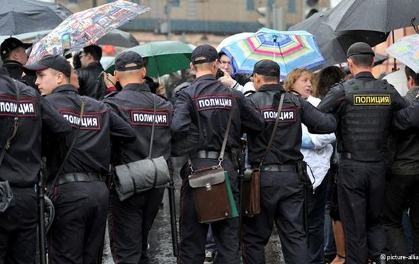 У Москві в ході акції на підтримку  в язнів Болотної  затримали 20 осіб