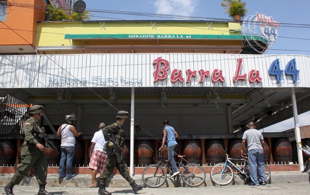 В колумбийском баре застрелены восемь человек 