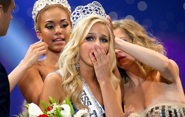 В США 19-летний хакер признался в шантаже королевы красоты