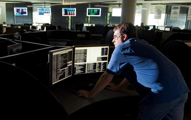 DW: Українські науковці масово  емігрують  у IT-сферу