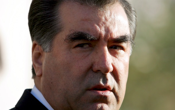Президент Таджикистану відправив у відставку уряд у повному складі