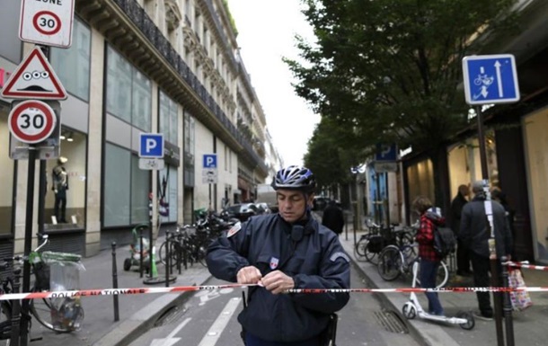 Невідомий відкрив стрілянину в редакції французької газети в Парижі, є поранені