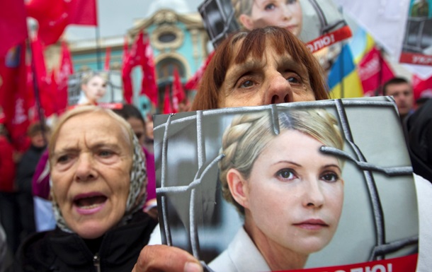 Известия: У Брюсселі вирішується доля Юлії Тимошенко