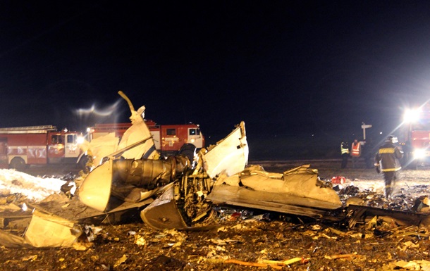 Авиакатастрофа в Казани - Следствие назвало предварительную причину крушения самолета в Татарстане