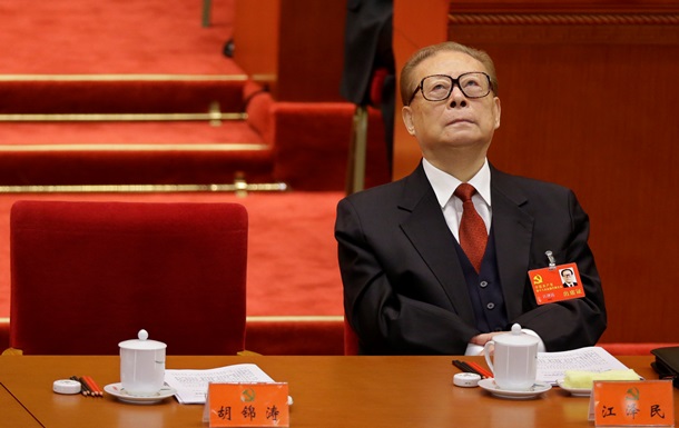 Испанский суд выдал ордер на арест экс-главы КНР Цзян Цзэминя