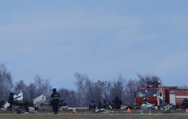Авиакатастрофа в Казани - Следователи обнаружили кассеты с записями разговоров пилотов