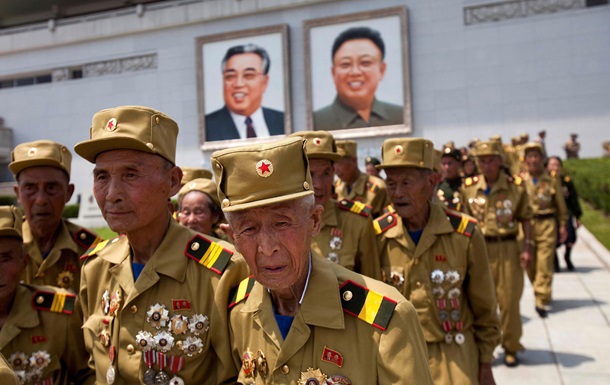 Ким Ир Сену переливали кровь молодых людей, пытаясь продлить его жизнь до 120 лет