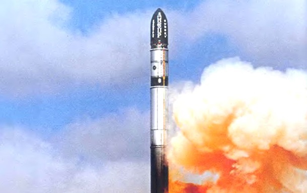 Українська ракета-носій Дніпро успішно вивела супутники на навколоземну орбіту