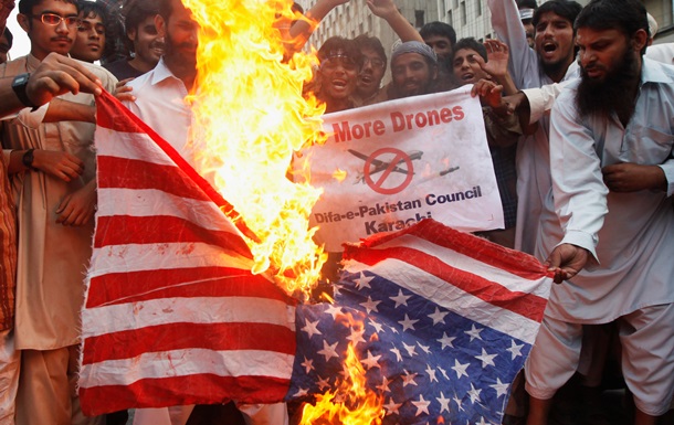 Пакистан обвиняет США в нападении на исламскую школу