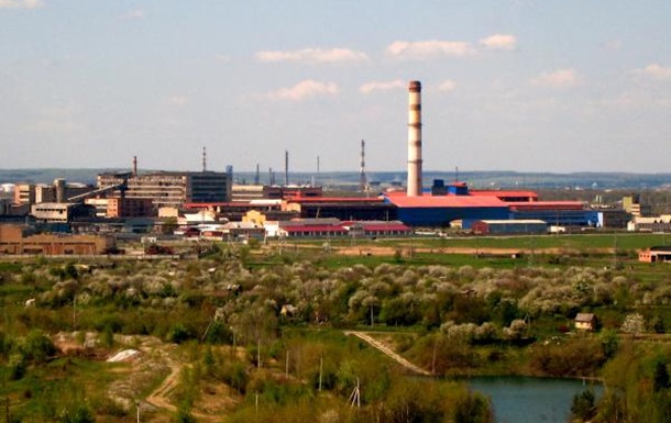 У м.Калуш Івано-Франківської області розпилюють сульфатну фабрику