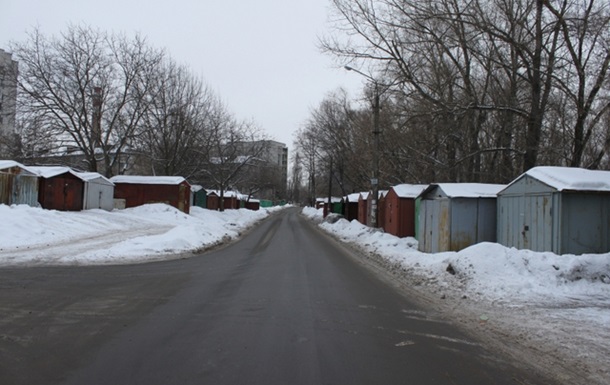 В Києві нелегальні гаражі розростаються як МАФи