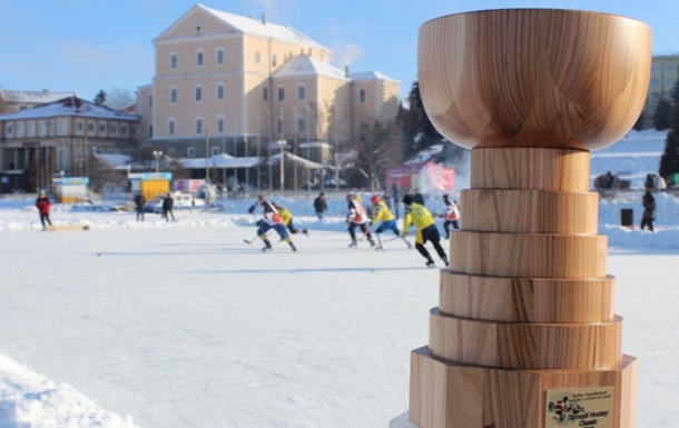 У Тернополі стартували змагання з хокею на озері  Ternopil Hockey Classic 