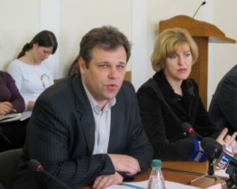 Луганська прокуратура не знайшла у висловлюваннях депутата Мирошника підстав для