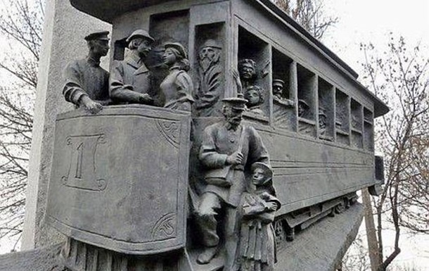 В неділю у Києві незаконно знищили ще один пам’ятник