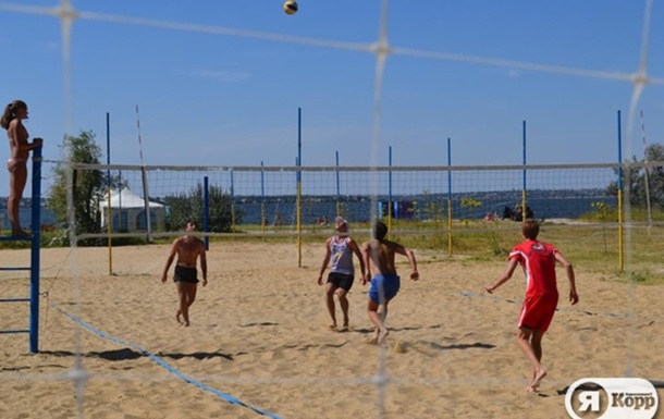 Турнир по пляжному волейболу в Николаеве
