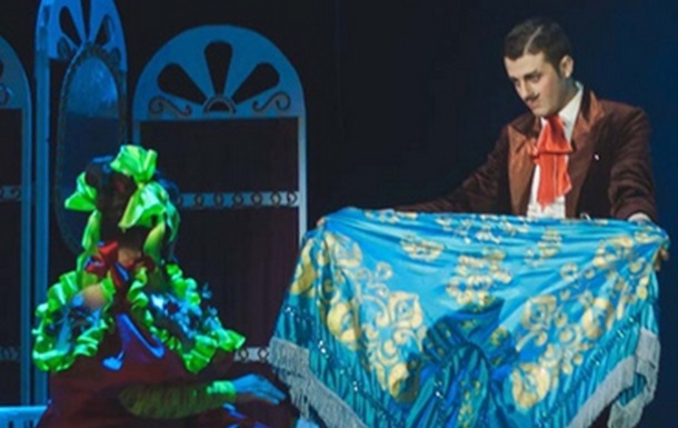 Премьерой водевиля в Кривом Роге отметили Всемирный день театра