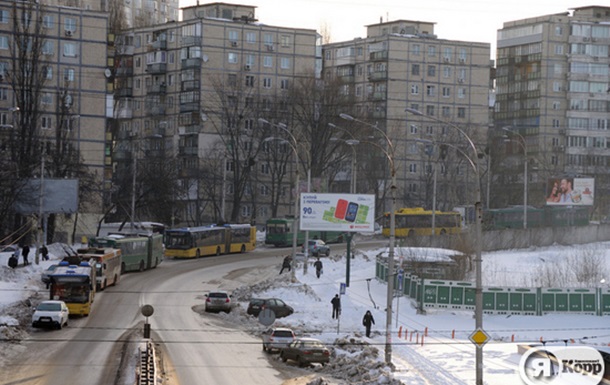 В Киеве заблокировано движение троллейбусов