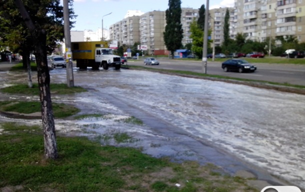 Улица Ревуцкого после ремонта