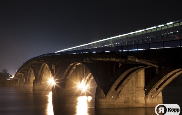 Киевские мосты ночью
