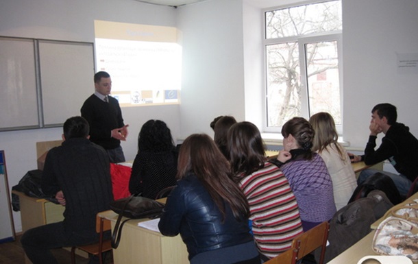 Студенти політехнічного університету Тернополя познайомились із Європейським молодіжним фондом