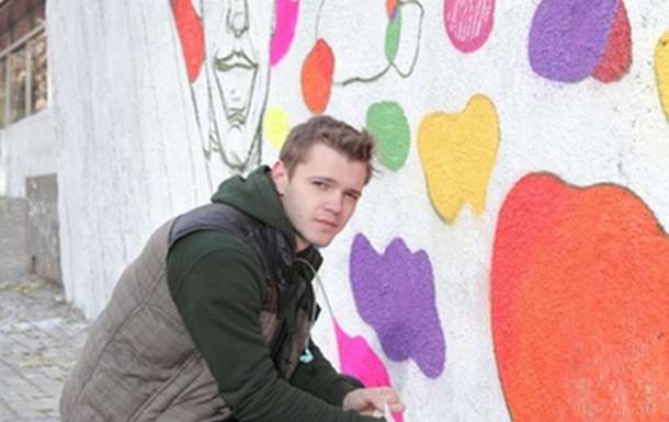 Фагот и Клочкова приобщились к созданию огромного граффити в центре Киева