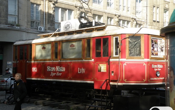 Старенький трамвай у Львові