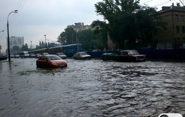 Дождь стал в Киеве бедствием