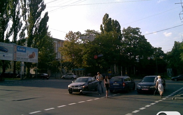 Очередное глупое ДТП в центре Киева