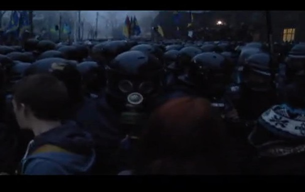СМИ: Возле Кабмина произошли незначительные столкновения между милицией и активистами.