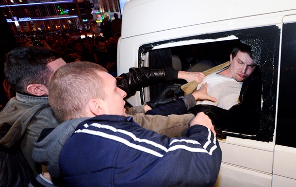 Прокуратура начала расследование захвата автомобиля СБУ на Европейской площади