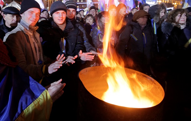 Новости Киева - Евромайдан - одежра - медикаменты - Участники Евромайдана в Киеве просят принести теплую одежду и медикаменты