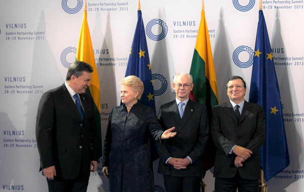Євросоюз заявляє, що не висуватиме нові умови для України щодо асоціації