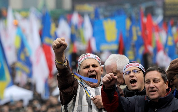 оппозиция - импичмент - Янукович - Евромайдан - Яценюк: Оппозиция будет добиваться в парламенте импичмента Януковича