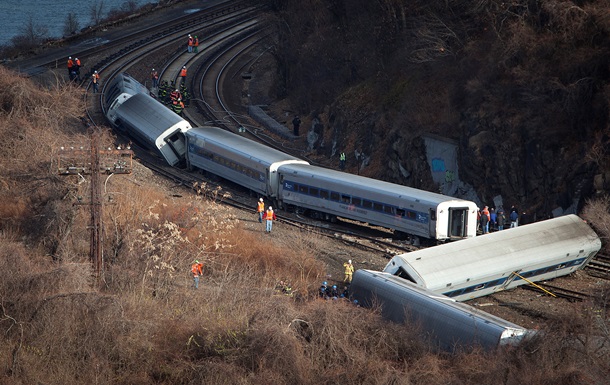 Потерпевший крушение в Нью-Йорке поезд превысил скорость почти втрое