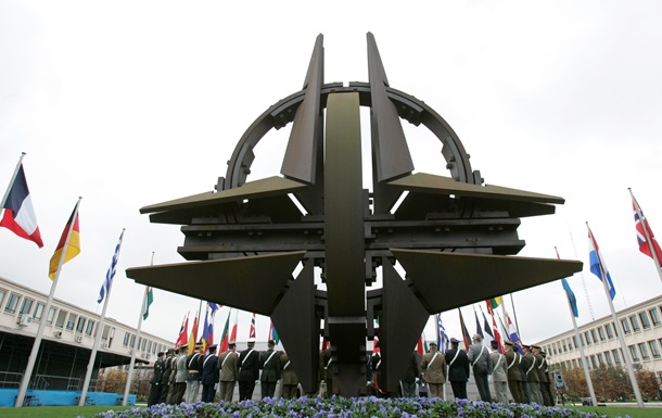 У НАТО обговорять ситуацію в Україні